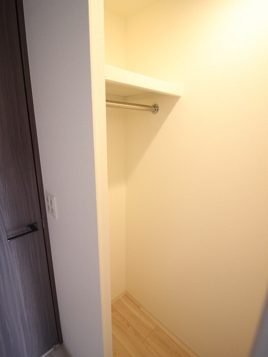 物件内観写真16　(収納)