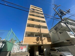 メゾン三宮若菜通外観写真