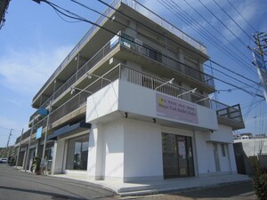 吉川マンション外観写真