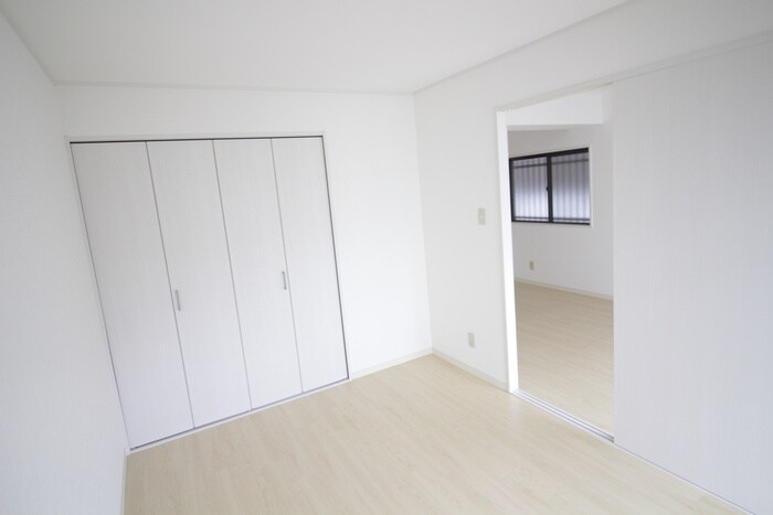 物件内観写真9　(居室)