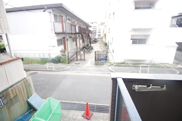 物件内観写真18　(室内からの展望)