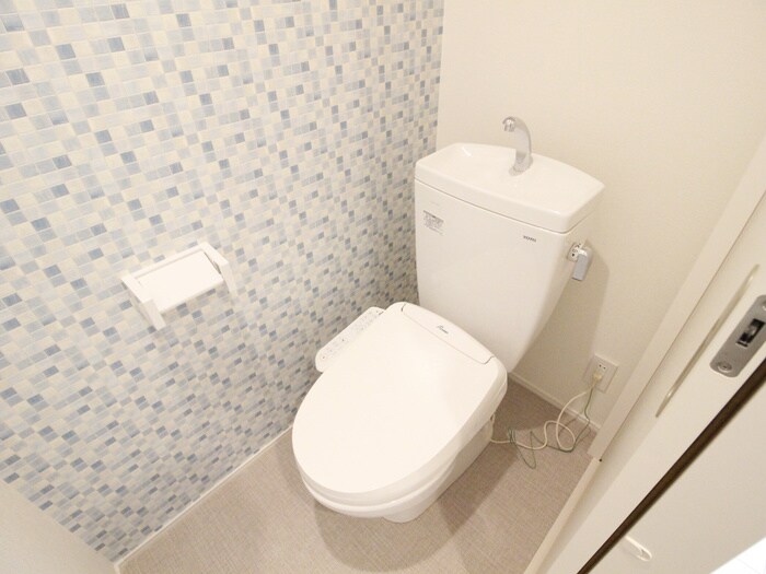 物件内観写真14　(トイレ)