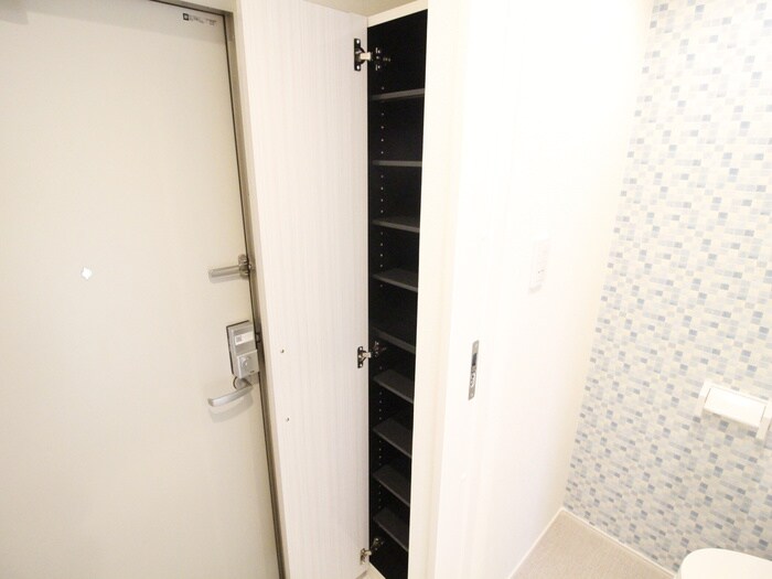 物件内観写真18　(靴箱)