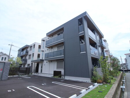 Ｄ－ｒｏｏｍ上穂積外観写真