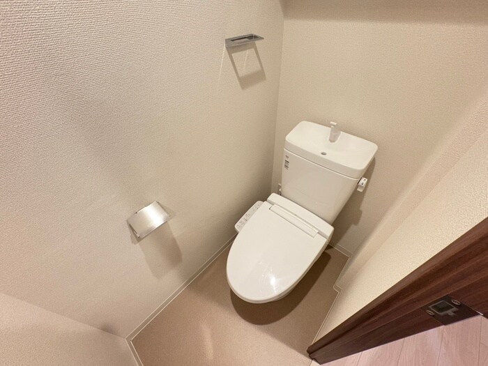 物件内観写真13　(トイレ)