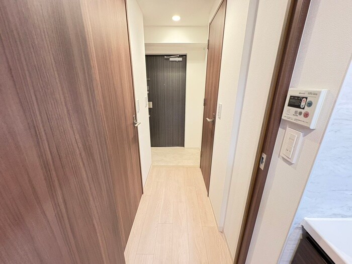 物件内観写真20　(廊下)