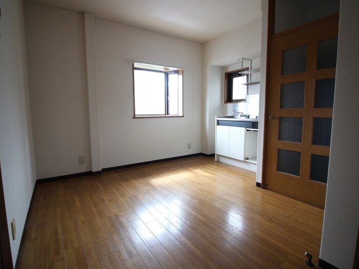 物件内観写真19　(居室)