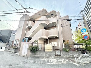 日の出マンション外観写真