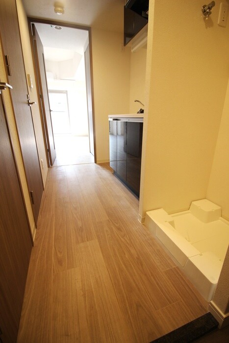 物件内観写真17　(洗濯機置場)