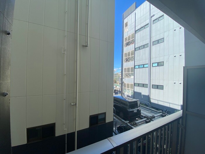 物件内観写真15　(室内からの展望)