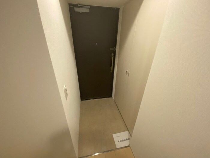 物件内観写真19　(玄関)