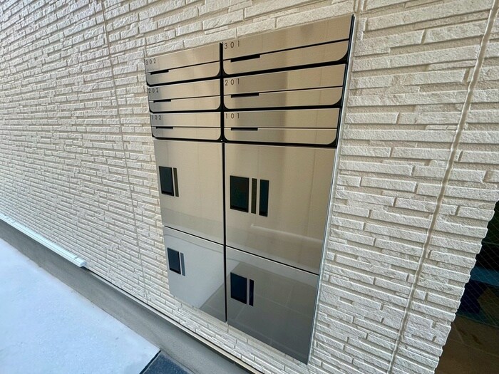 物件外観写真4　(建物設備)