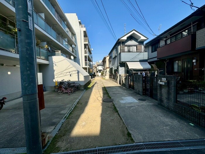 物件外観写真6　(周辺環境)