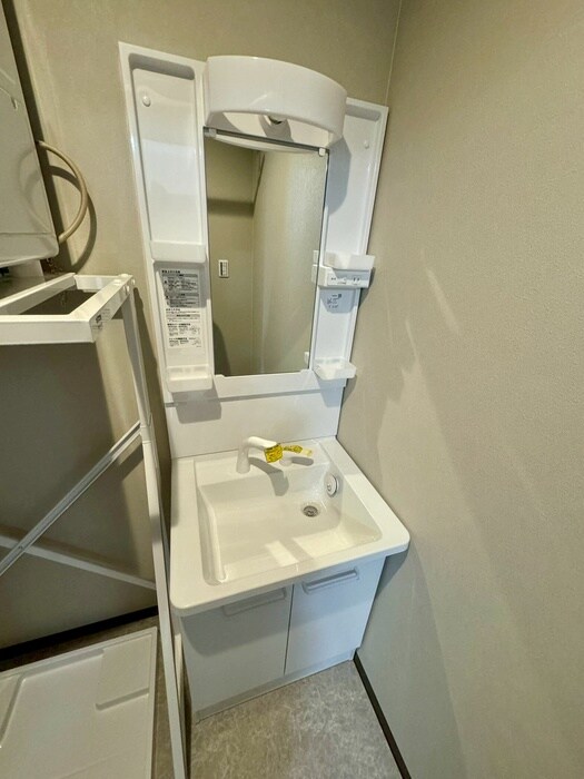 物件内観写真11　(洗面)