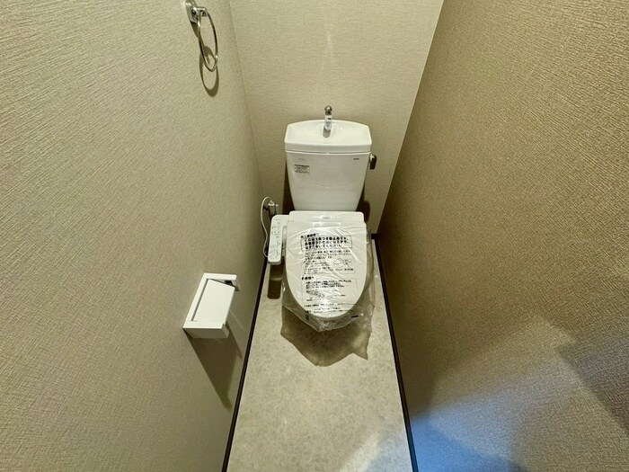 物件内観写真12　(トイレ)