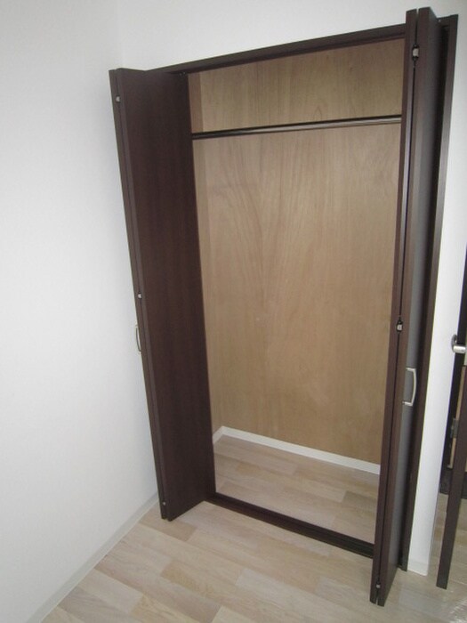 物件内観写真11　(収納)