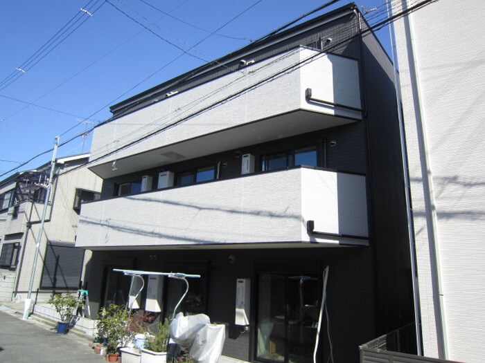 物件外観写真2　(外観写真)