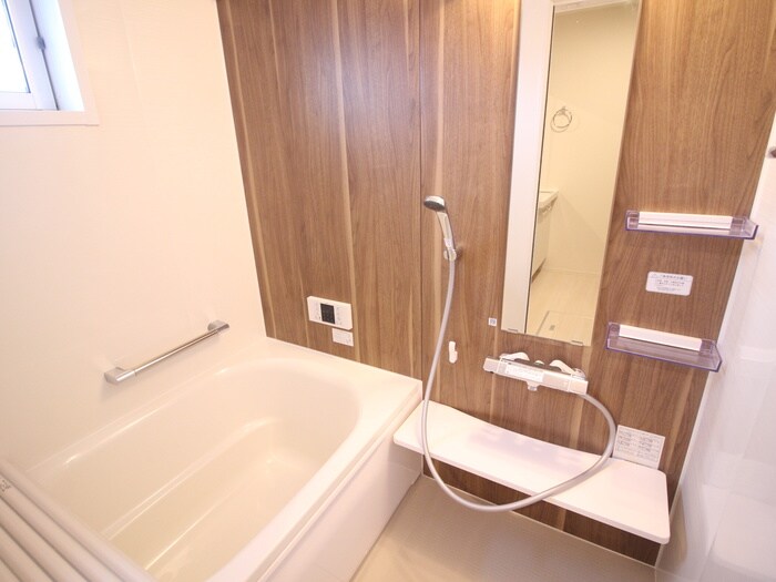 物件内観写真12　(バス／シャワールーム等)