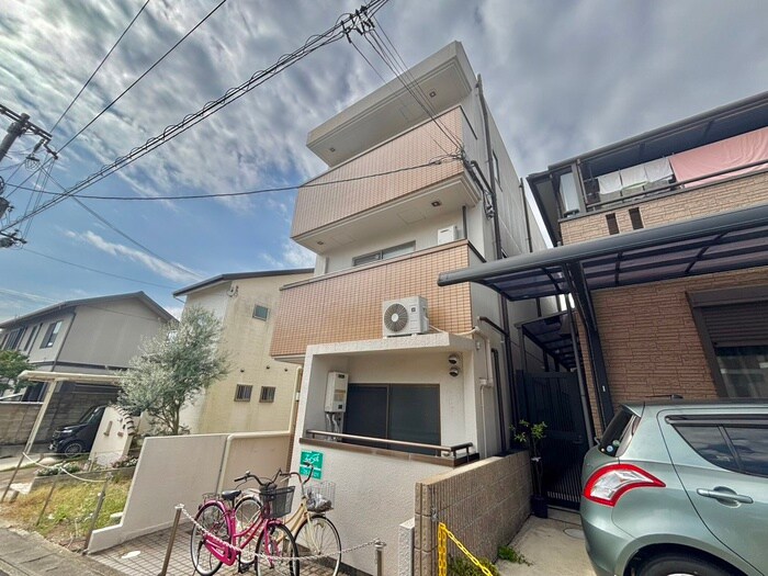 物件外観写真2　(外観写真)