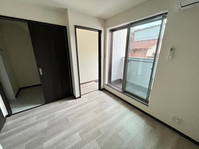 物件内観写真6　(居室)