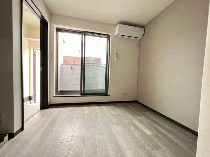 物件内観写真8　(居室)