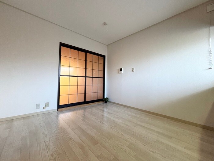 物件内観写真10　(居室)