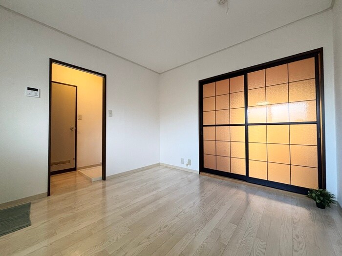 物件内観写真11　(居室)