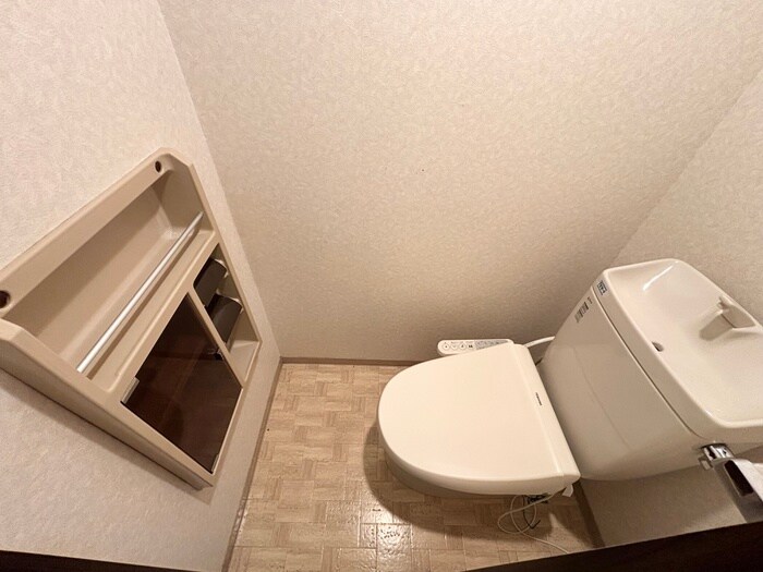 物件内観写真16　(トイレ)