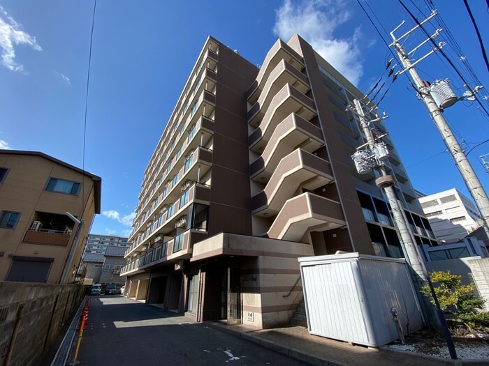 ＲＯＯＭＳ　Ｏoｊｉの外観写真