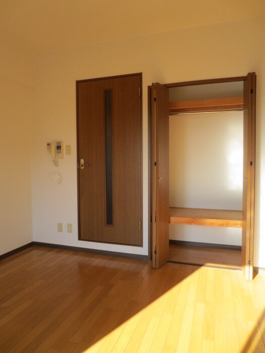 ＲＯＯＭＳ　Ｏoｊｉの居室