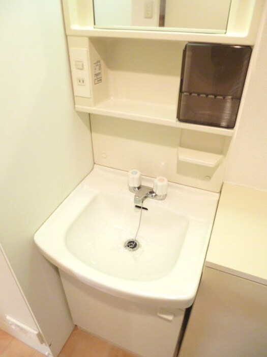 物件内観写真11　(洗面)