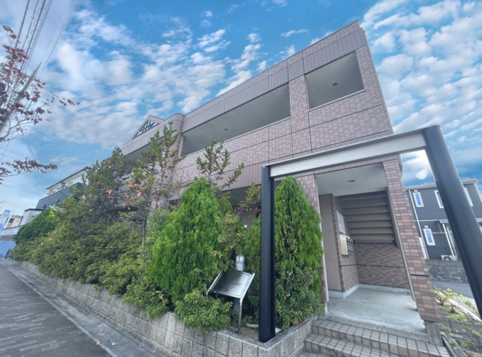 ラウレア