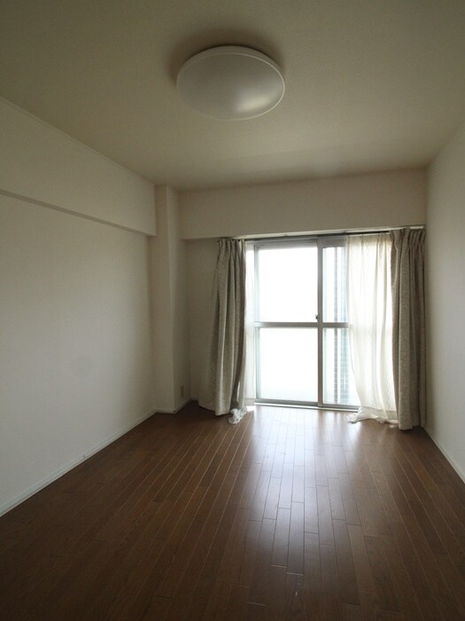 物件内観写真11　(居室)