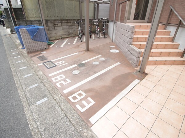 バイク置き場