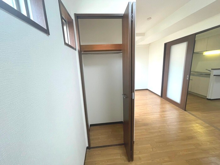 物件内観写真15　(収納)