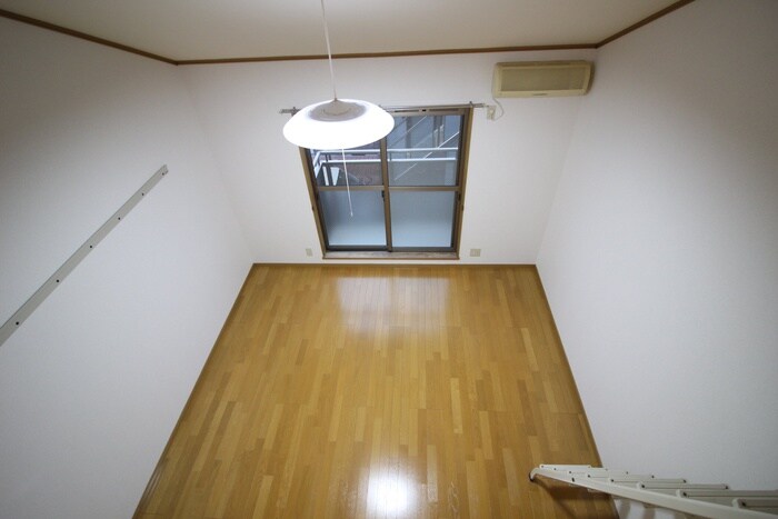 物件内観写真6　(居室)