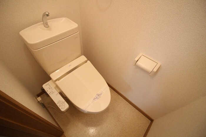 物件内観写真11　(トイレ)