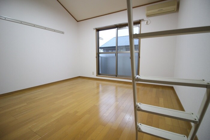 物件内観写真14　(居室)