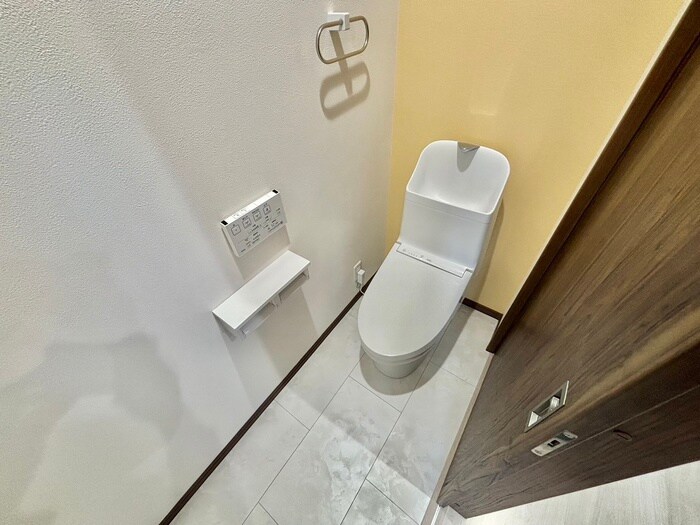 物件内観写真10　(トイレ)