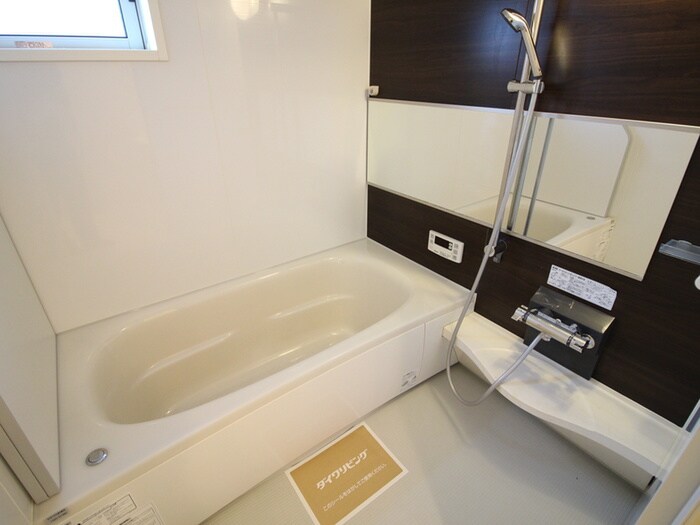 物件内観写真8　(バス／シャワールーム等)