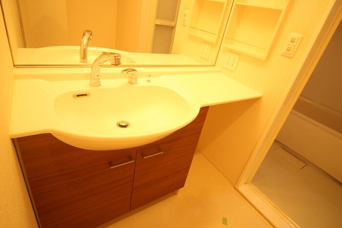 物件内観写真9　(洗面)