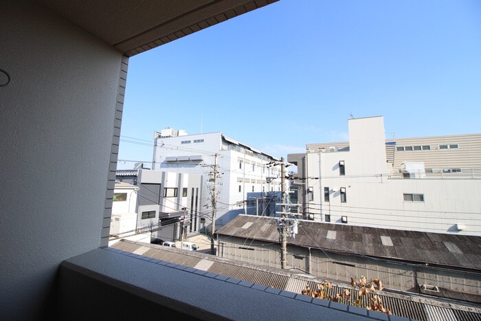 物件内観写真22　(室内からの展望)