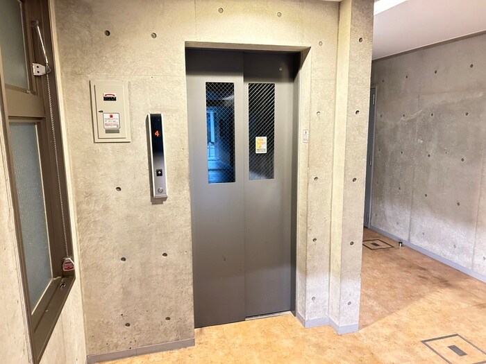 ドミノ花屋町の建物設備