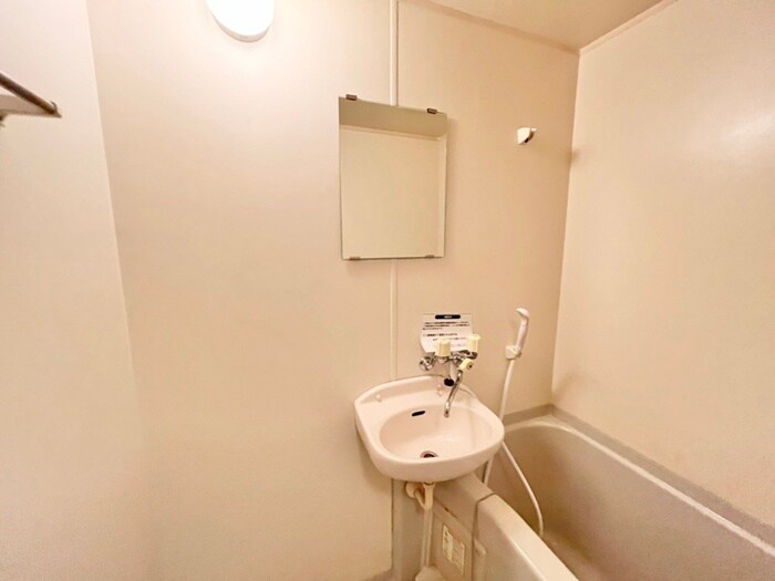 物件内観写真15　(洗面)