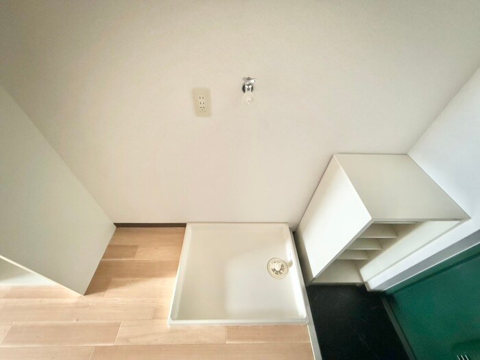 物件内観写真16　(洗濯機置場)