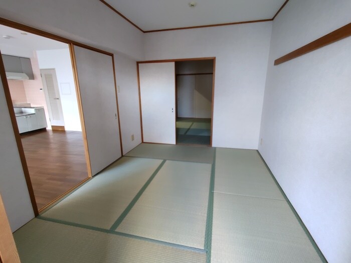 物件内観写真12　(居室)