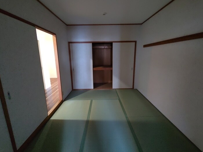 物件内観写真13　(収納)