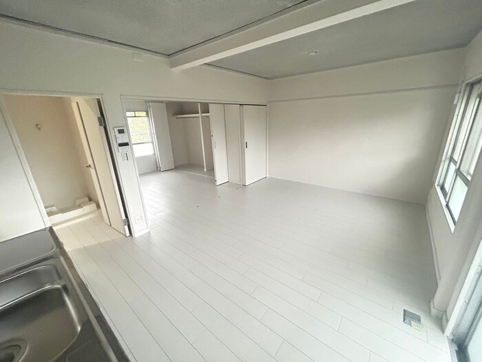 物件内観写真15　(居室)