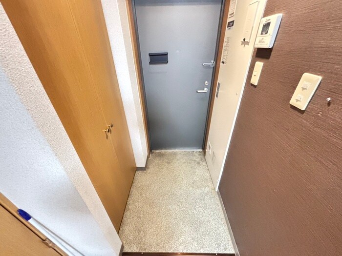 物件内観写真20　(玄関)