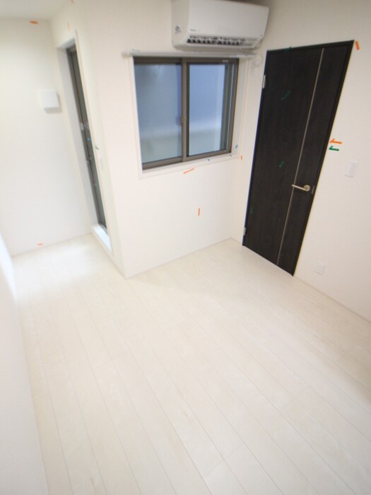 物件内観写真6　(居室)